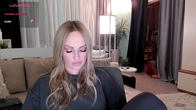 Snapshot of Libby_Nora chatting on December 2, 4:42 pm Libby Nora online show from December 2, 4:42 pm