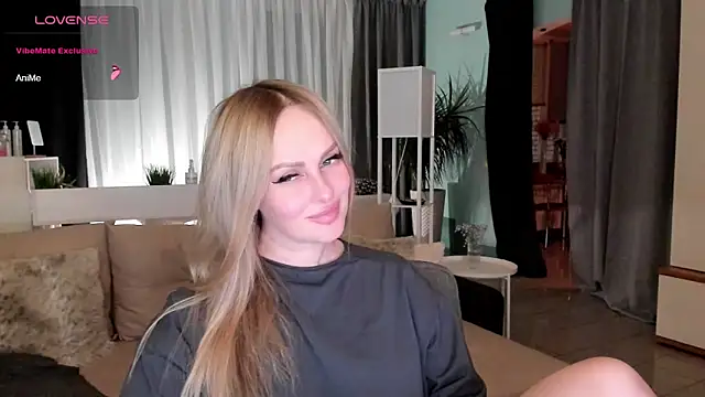 Snapshot of Libby_Nora chatting on December 14, 4:20 pm Libby Nora online show from December 14, 4:20 pm