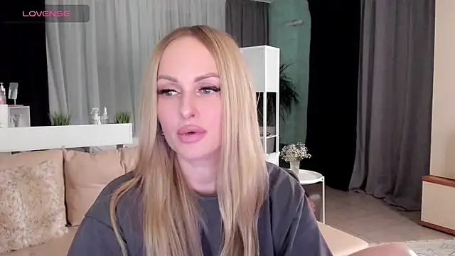 Snapshot of Libby_Nora chatting on January 22, 5:17 pm Libby Nora online show from January 22, 5:17 pm