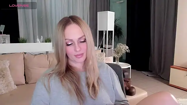 Snapshot of Libby_Nora chatting on January 31, 4:06 pm Libby Nora online show from January 31, 4:06 pm