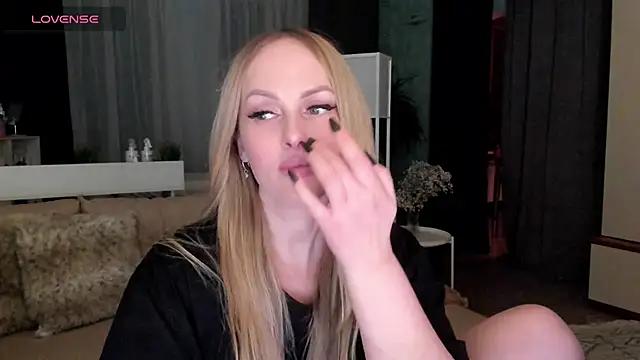 Snapshot of Libby_Nora chatting on February 4, 6:06 pm Libby Nora online show from February 4, 6:06 pm