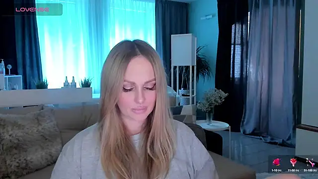 Snapshot of Libby_Nora chatting on February 21, 12:39 pm Libby Nora online show from February 21, 12:39 pm