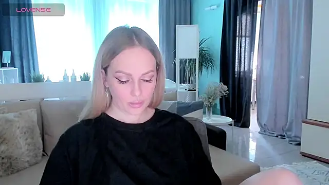 Snapshot of Libby_Nora chatting on February 24, 8:17 am Libby Nora online show from February 24, 8:17 am