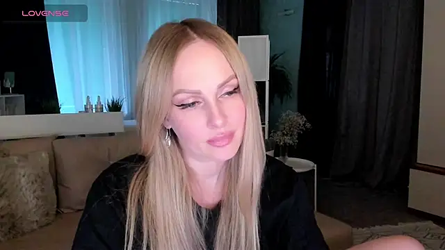 Snapshot of Libby_Nora chatting on February 24, 3:09 pm Libby Nora online show from February 24, 3:09 pm