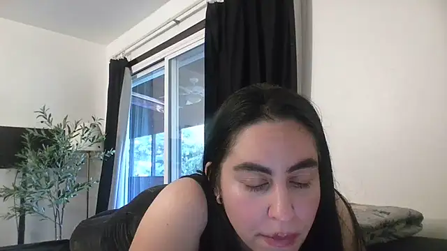 WetFlower69 online show from July 20, 11:07 pm