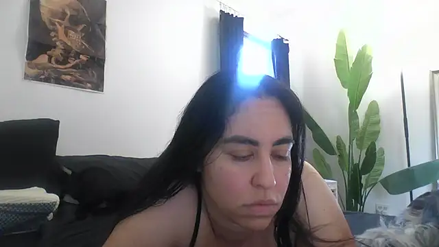 WetFlower69 online show from July 31, 1:54 pm