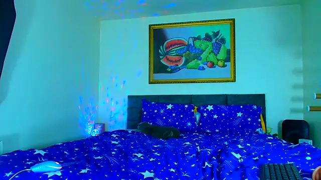 Snapshot of angeliquevany chatting on March 8, 8:03 pm angeliquevany online show from March 8, 8:03 pm
