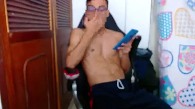 Lion Grrr online show from November 17, 2:28 am