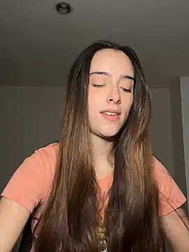 Snapshot of swrennn19 chatting on January 5, 4:38 pm swrennn19 online show from January 5, 4:38 pm