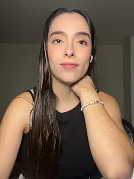 Snapshot of swrennn19 chatting on January 7, 6:35 pm swrennn19 online show from January 7, 6:35 pm