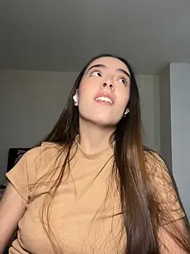 Snapshot of swrennn19 chatting on January 18, 6:21 pm swrennn19 online show from January 18, 6:21 pm