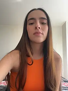 Snapshot of swrennn19 chatting on January 21, 6:55 pm swrennn19 online show from January 21, 6:55 pm