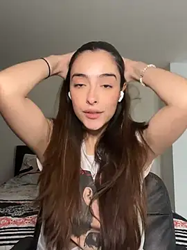 Snapshot of swrennn19 chatting on January 25, 4:13 pm swrennn19 online show from January 25, 4:13 pm