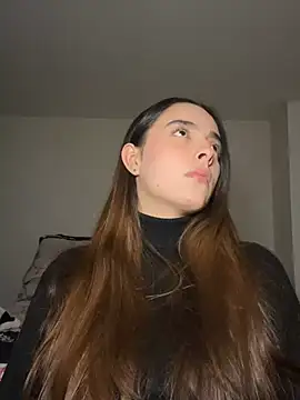 Snapshot of swrennn19 chatting on January 28, 12:05 am swrennn19 online show from January 28, 12:05 am