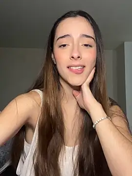 Snapshot of swrennn19 chatting on February 16, 4:10 pm swrennn19 online show from February 16, 4:10 pm