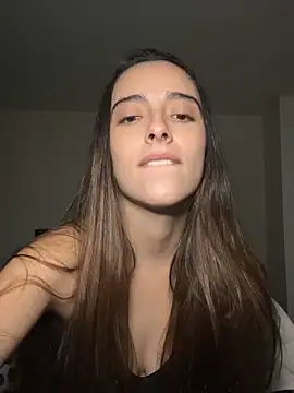 Snapshot of swrennn19 chatting on February 22, 3:36 pm swrennn19 online show from February 22, 3:36 pm