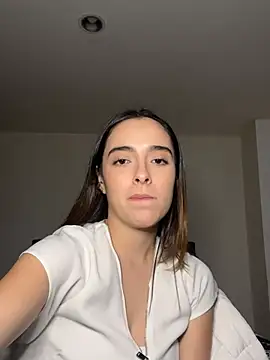 Snapshot of swrennn19 chatting on March 5, 11:16 pm swrennn19 online show from March 5, 11:16 pm