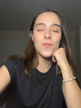 Snapshot of swrennn19 chatting on March 11, 11:15 pm swrennn19 online show from March 11, 11:15 pm