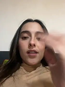 Snapshot of swrennn19 chatting on March 13, 11:05 pm swrennn19 online show from March 13, 11:05 pm