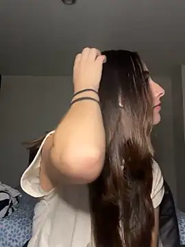 Snapshot of swrennn19 chatting on March 20, 11:02 pm swrennn19 online show from March 20, 11:02 pm