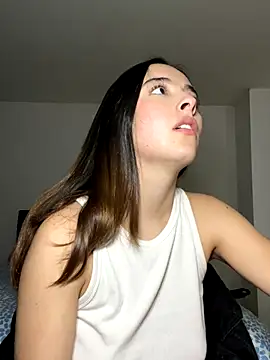 Snapshot of swrennn19 chatting on September 13, 4:07 pm swrennn19 online show from September 13, 4:07 pm