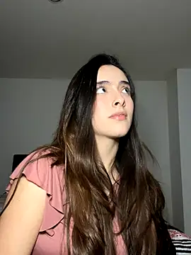 Snapshot of swrennn19 chatting on September 18, 11:18 pm swrennn19 online show from September 18, 11:18 pm