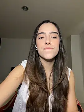 Snapshot of swrennn19 chatting on October 19, 4:29 pm swrennn19 online show from October 19, 4:29 pm