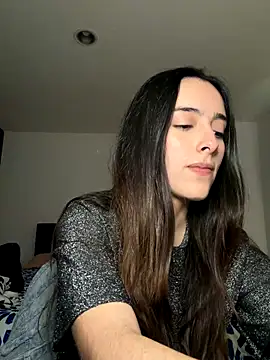 Snapshot of swrennn19 chatting on November 1, 3:25 pm swrennn19 online show from November 1, 3:25 pm