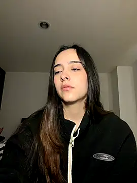 Snapshot of swrennn19 chatting on November 16, 3:28 pm swrennn19 online show from November 16, 3:28 pm