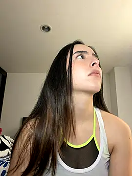 Snapshot of swrennn19 chatting on November 17, 2:56 pm swrennn19 online show from November 17, 2:56 pm