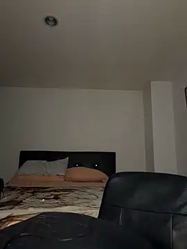 Snapshot of swrennn19 chatting on November 27, 1:07 am swrennn19 online show from November 27, 1:07 am