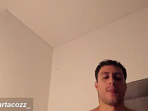 Snapshot of spartacozz chatting on September 20, 3:40 am spartacozz online show from September 20, 3:40 am