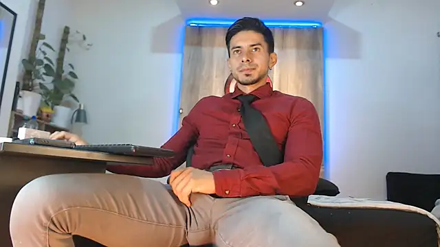 Andrew 4  online show from March 25, 3:12 am