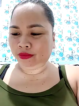 XXLorie 02 online show from February 8, 1:44 pm