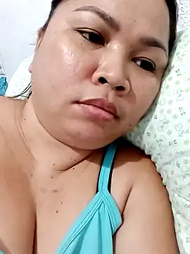 XXLorie 02 online show from February 10, 2:19 am