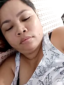 XXLorie 02 online show from February 19, 12:33 pm