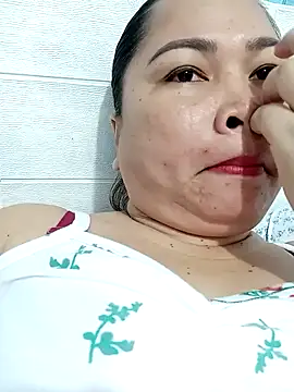 XXLorie 02 online show from September 24, 1:20 am