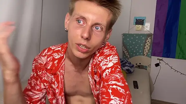 vladdymeow online show from March 17, 11:54 pm