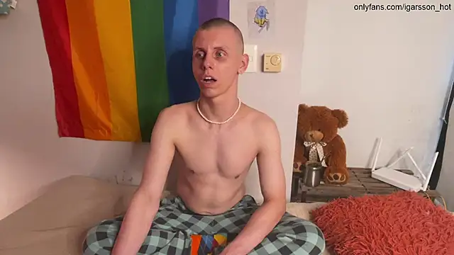 vladdymeow online show from October 28, 10:12 pm