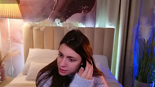 Snapshot of Eille_Elfie chatting on September 29, 5:01 am Eille Elfie online show from September 29, 5:01 am