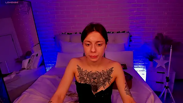 Snapshot of Eille_Elfie chatting on October 8, 7:39 am Eille Elfie online show from October 8, 7:39 am