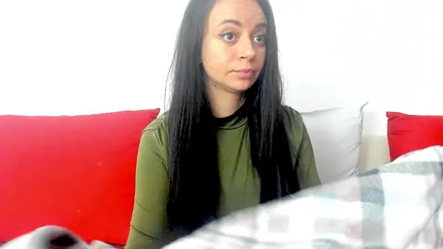 Snapshot of cute_angel95 chatting on November 5, 8:09 pm cute angel95 online show from November 5, 8:09 pm