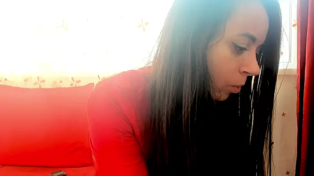 Snapshot of cute_angel95 chatting on December 16, 8:19 am cute angel95 online show from December 16, 8:19 am