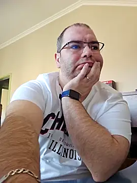 Andrew1900529 online show from March 4, 8:24 am