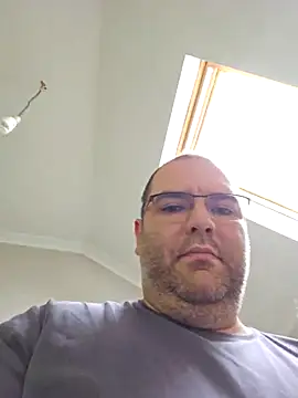 Andrew1900529 online show from March 10, 9:43 am