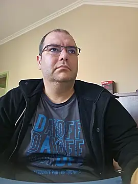 Andrew1900529 online show from March 18, 10:03 am