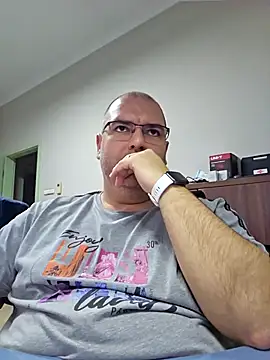 Andrew1900529 online show from November 26, 6:36 am