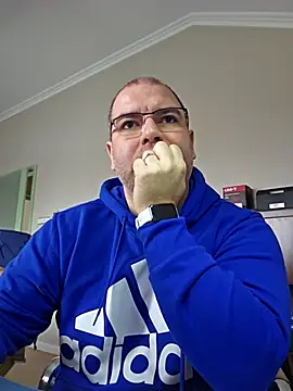 Andrew1900529 online show from January 14, 9:59 am