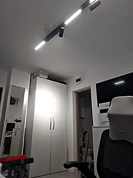 Andrew1900529 online show from January 17, 9:07 pm