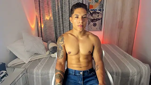 JacksonColt777 online show from September 13, 11:59 pm